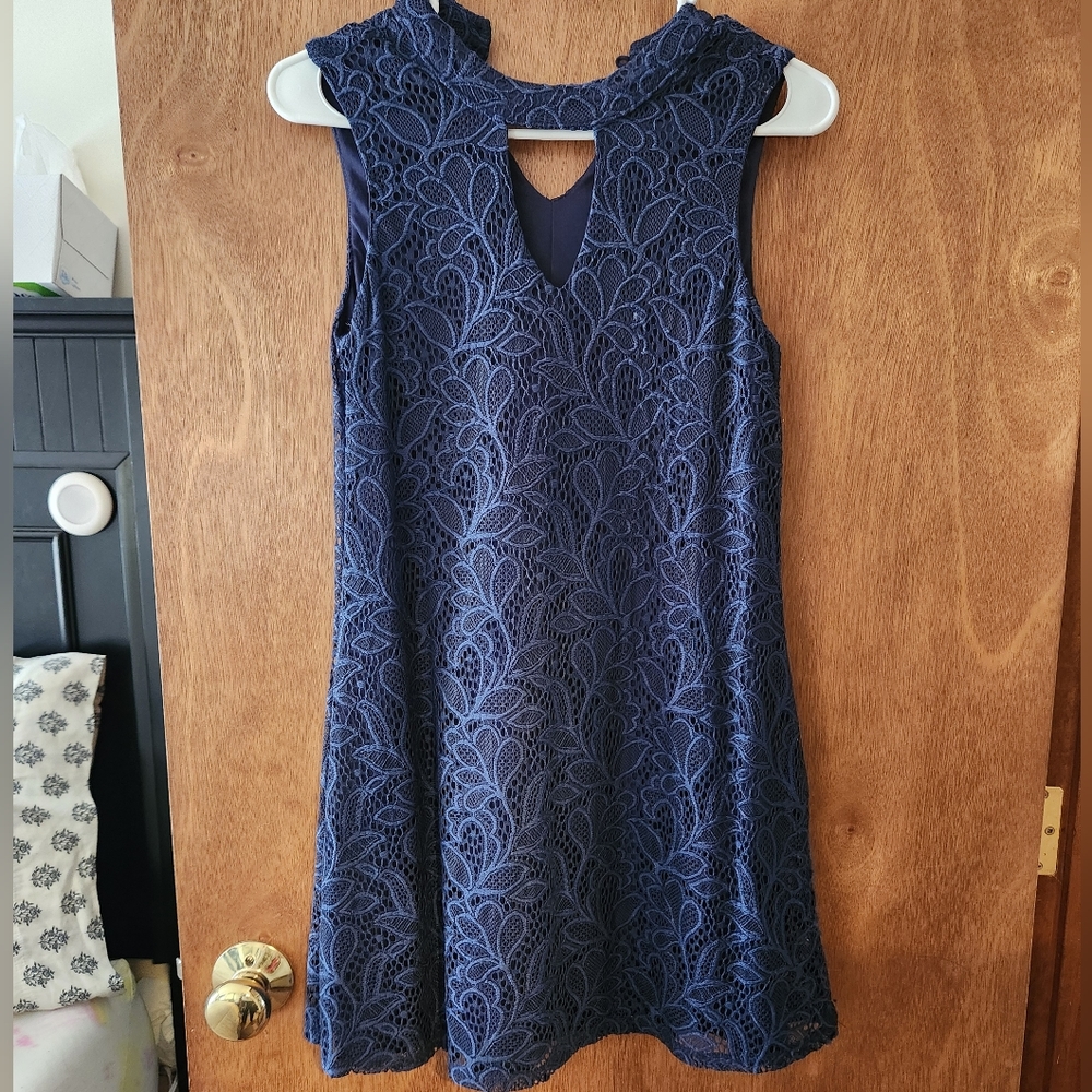 navy blue keyhole lace dress